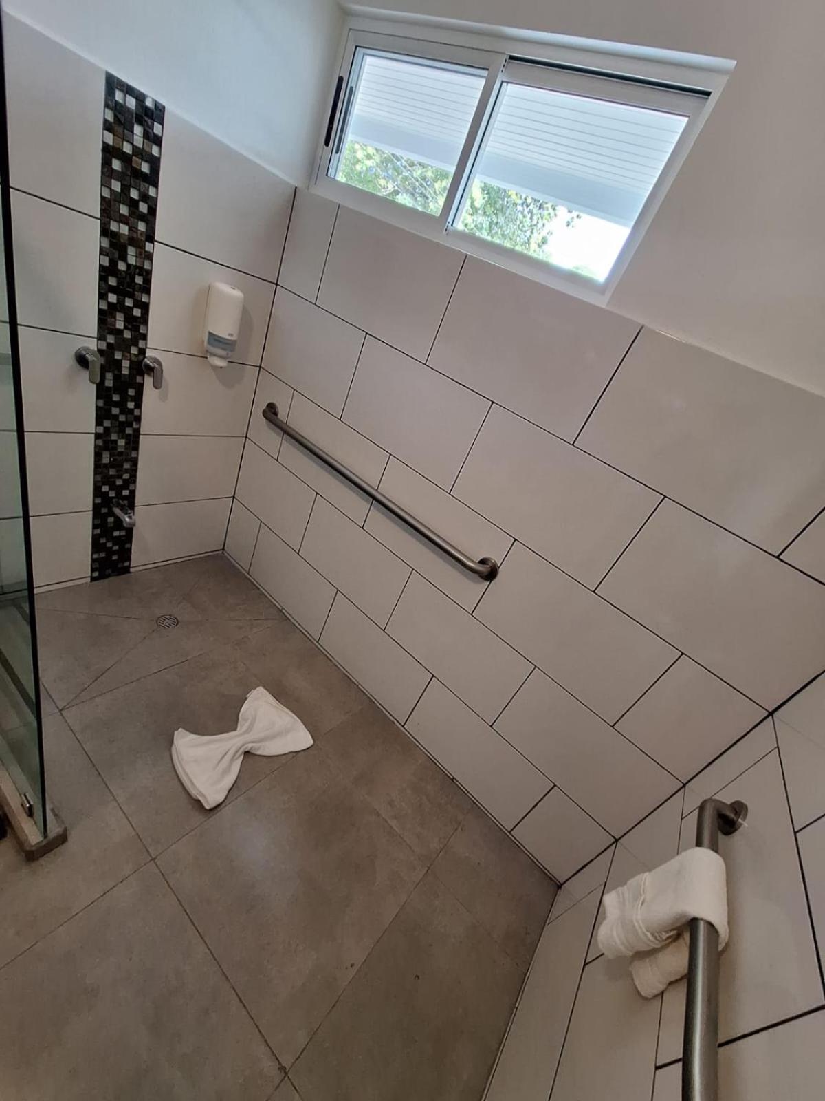 אוביטה Hotel Marino Ballena מראה חיצוני תמונה