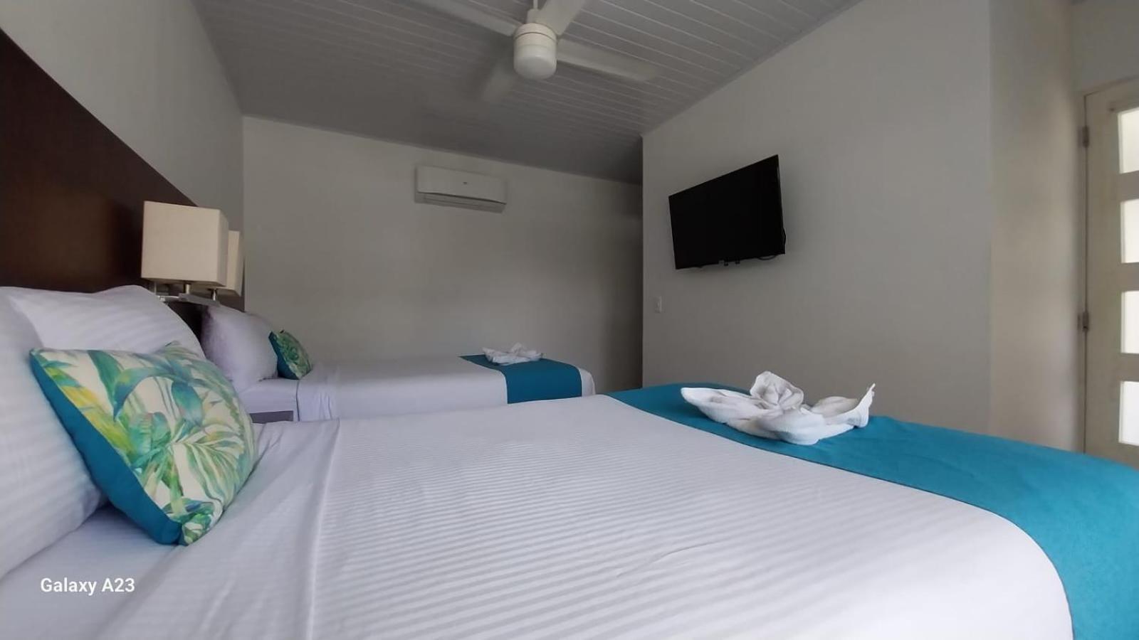 אוביטה Hotel Marino Ballena מראה חיצוני תמונה